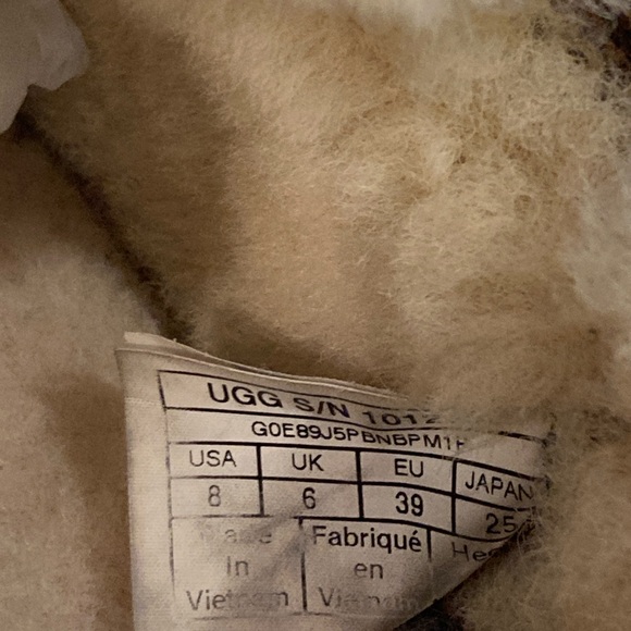 UGG McKay Chestnut Duedr Sheepskin Ankle Mini Boots Booties Sz 8 - Picture 10 of 10